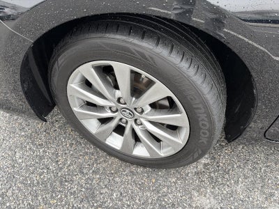 2016 Toyota Camry Hybrid 4dr Sdn XLE (GS)