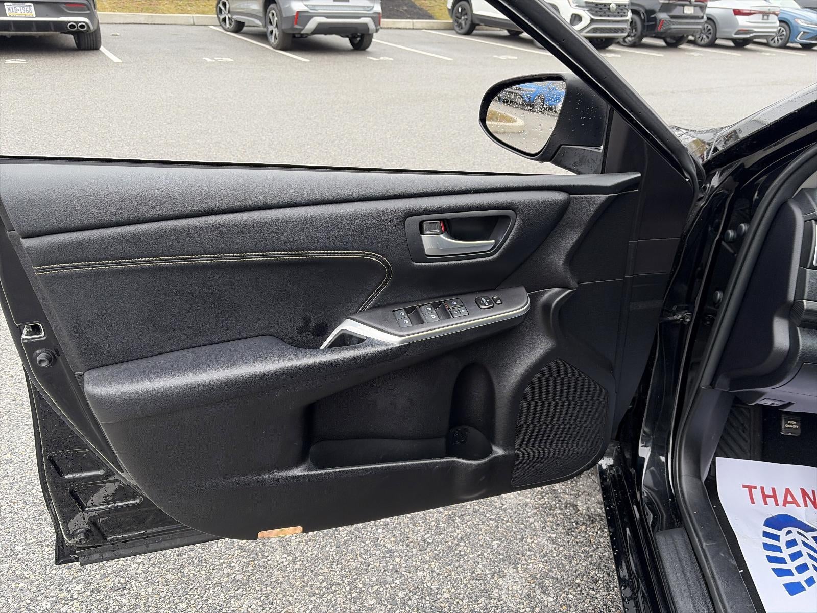 2016 Toyota Camry Hybrid 4dr Sdn XLE (GS)