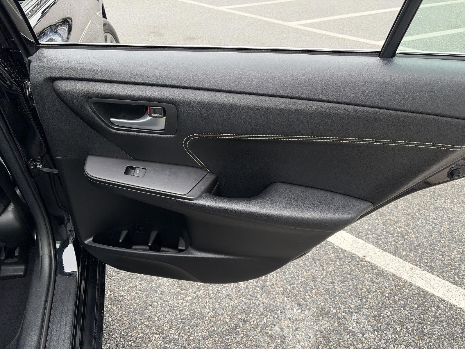 2016 Toyota Camry Hybrid 4dr Sdn XLE (GS)