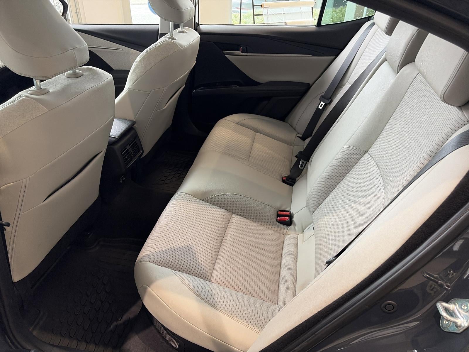 2025 Toyota Camry XSE AWD (Natl)