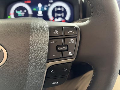 2025 Toyota Camry XSE AWD (Natl)