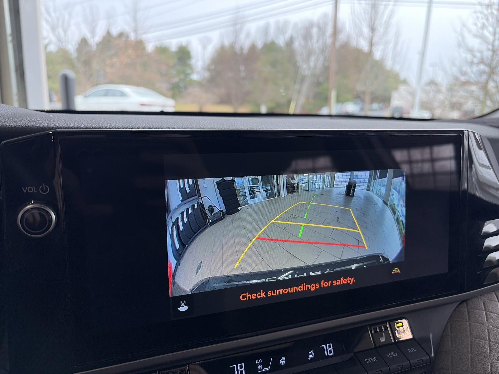 2025 Toyota Camry XSE AWD (Natl)