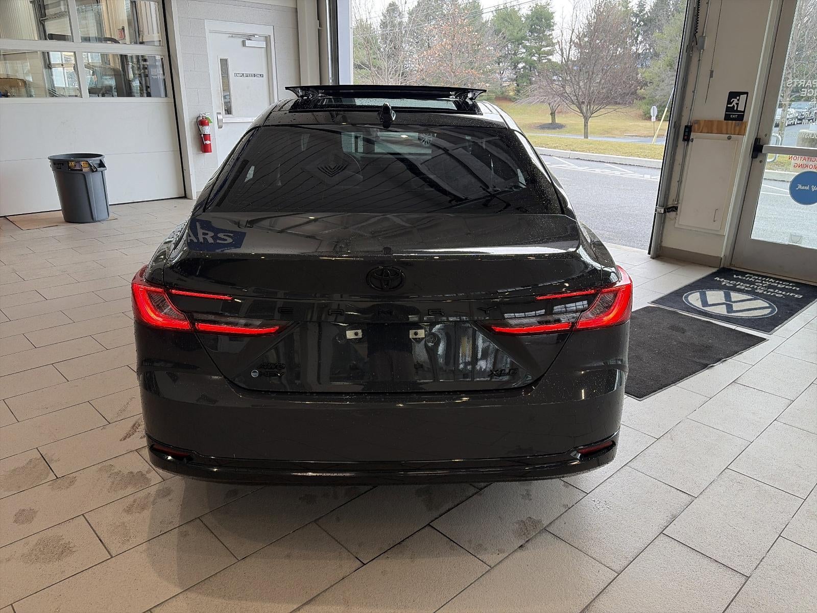 2025 Toyota Camry XSE AWD (Natl)