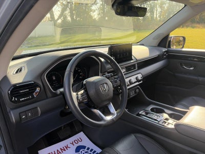 2025 Honda Pilot Touring AWD