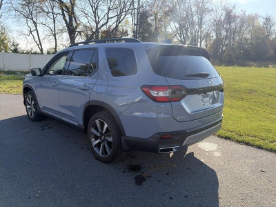 2025 Honda Pilot Touring AWD
