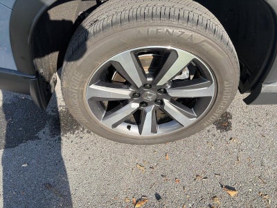 2025 Honda Pilot Touring AWD