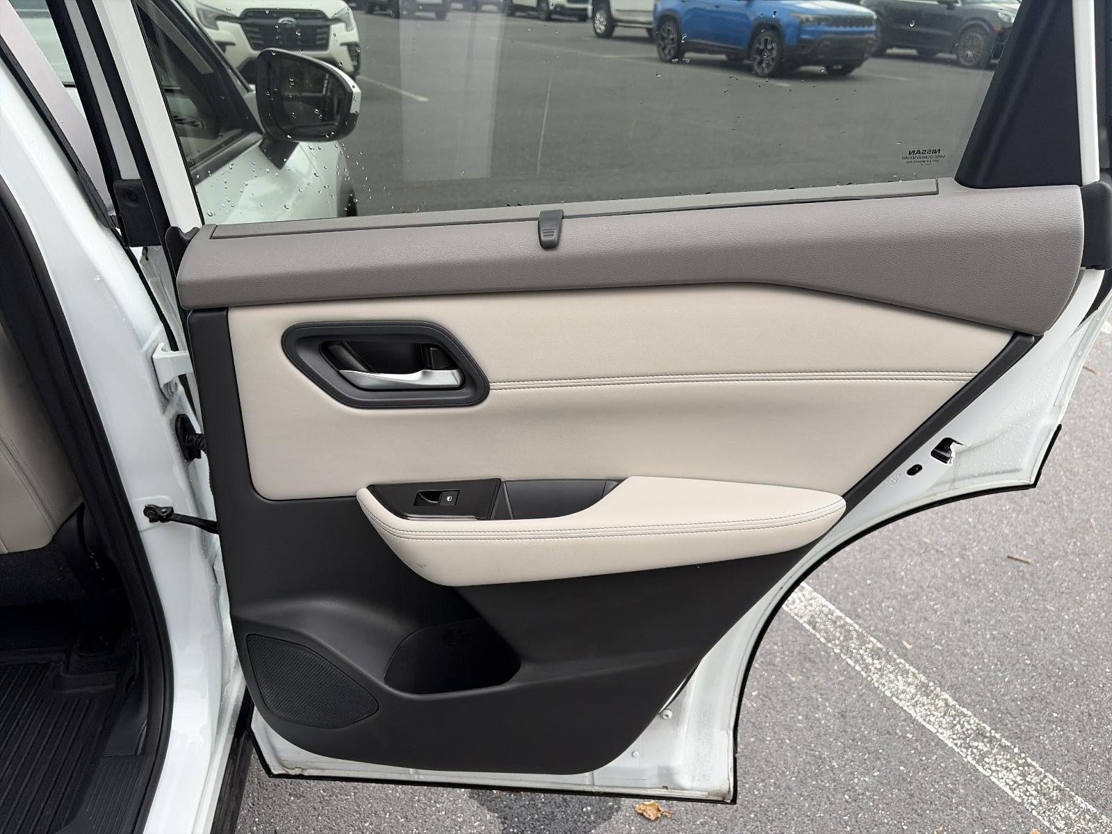 2024 Nissan Rogue AWD SV