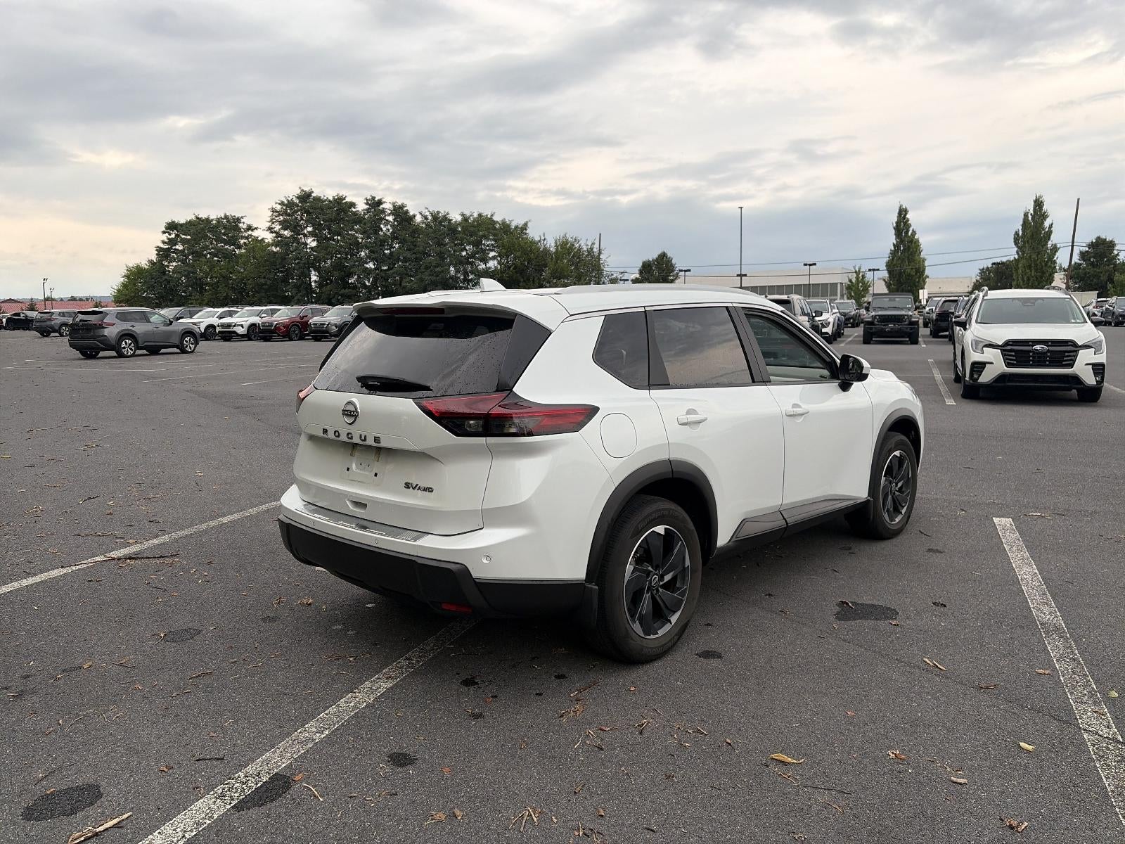 2024 Nissan Rogue AWD SV