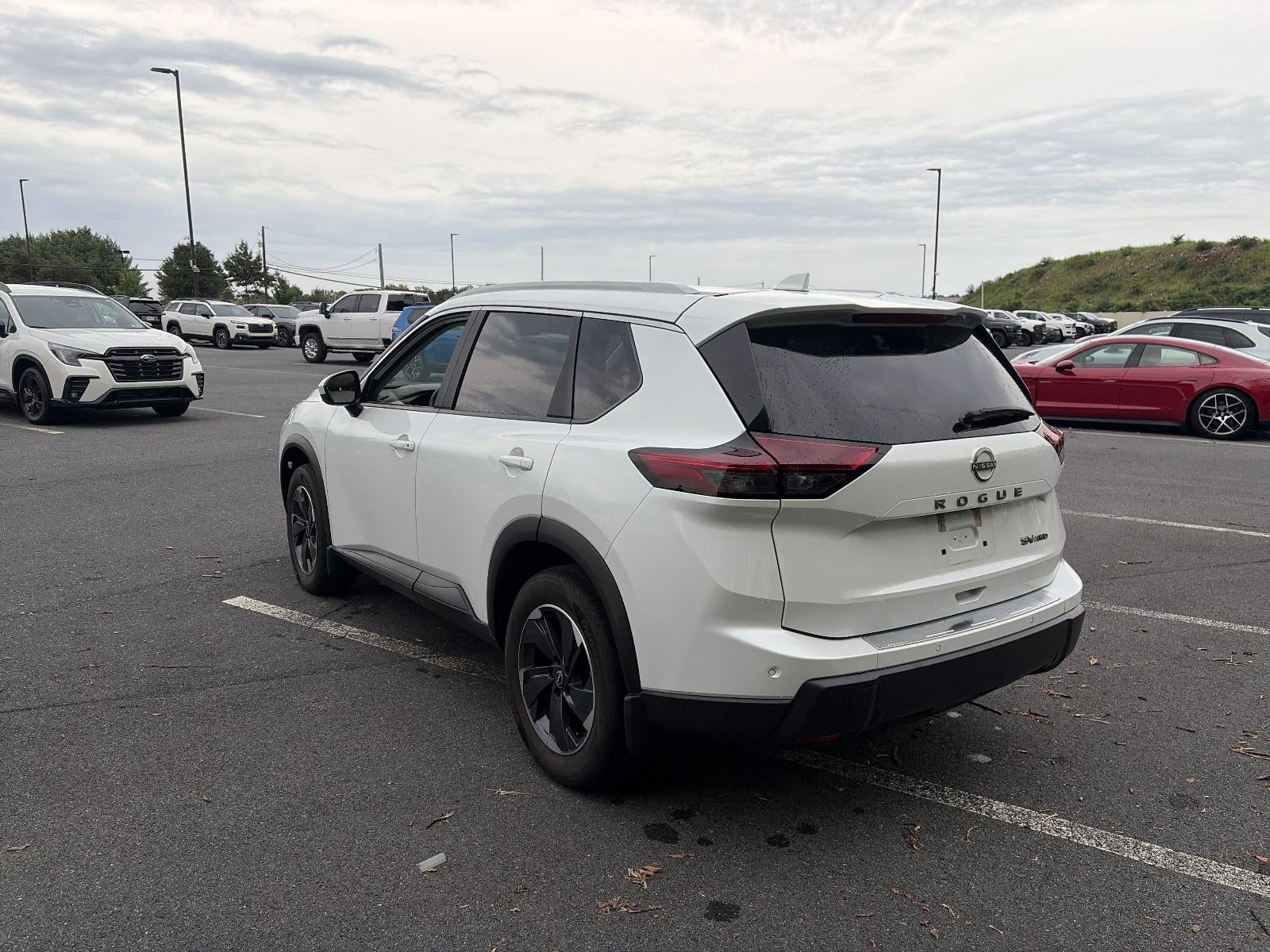 2024 Nissan Rogue AWD SV