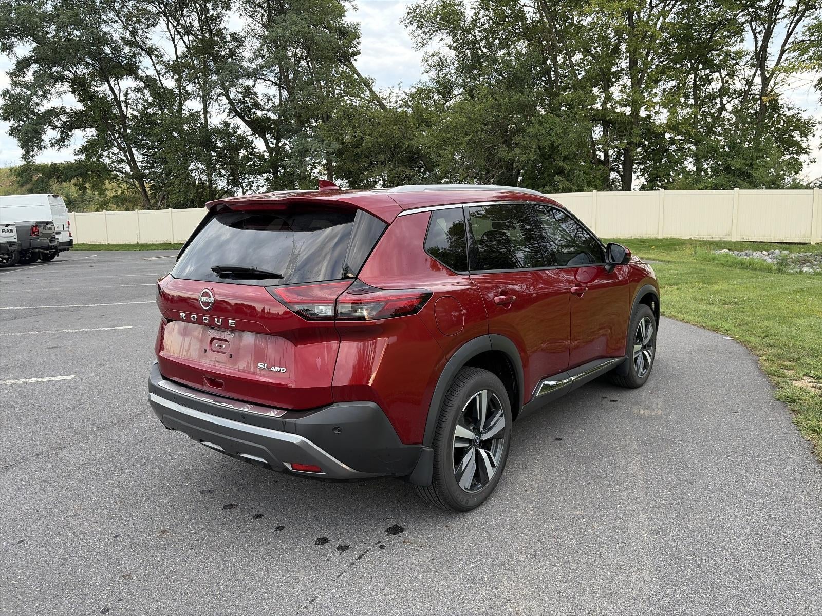 2023 Nissan Rogue AWD SL