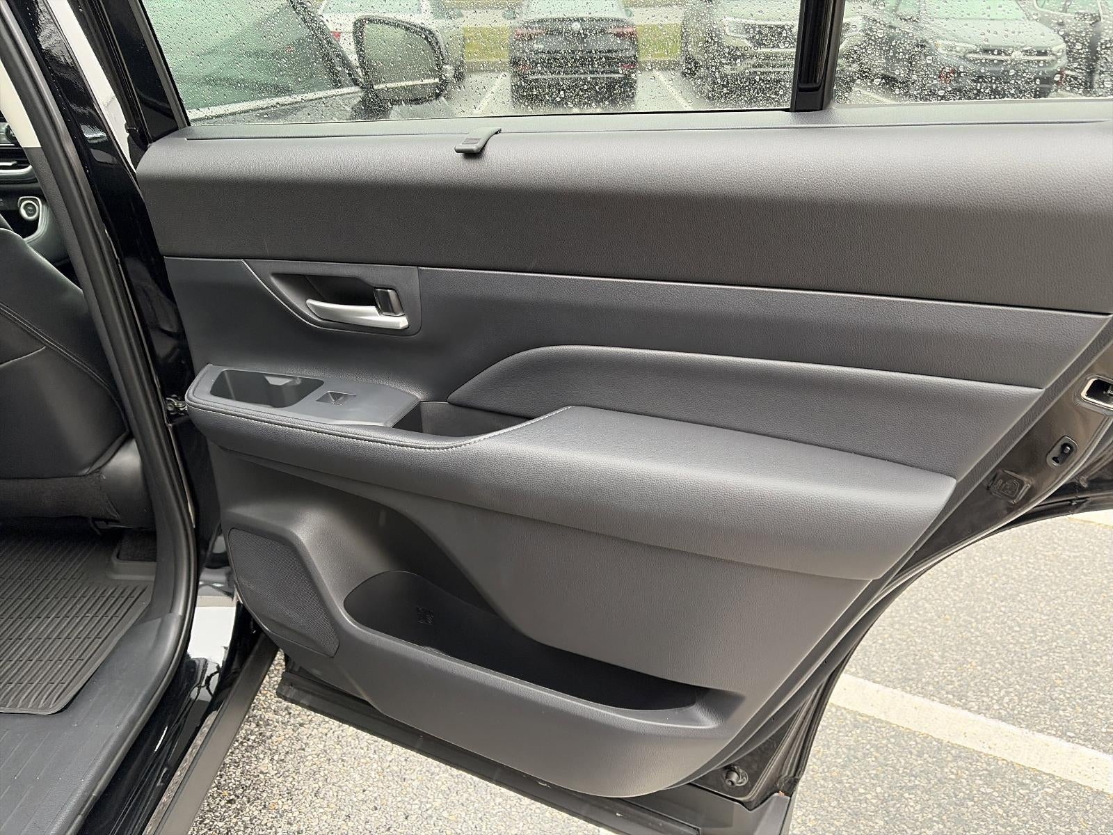 2025 Toyota Grand Highlander Hybrid LE AWD (Natl)