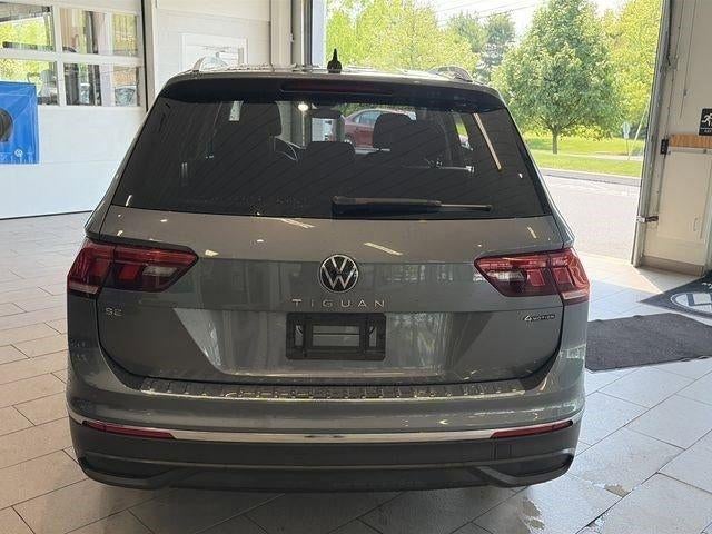 2025 Toyota Sienna XLE AWD 7-Passenger (Natl)