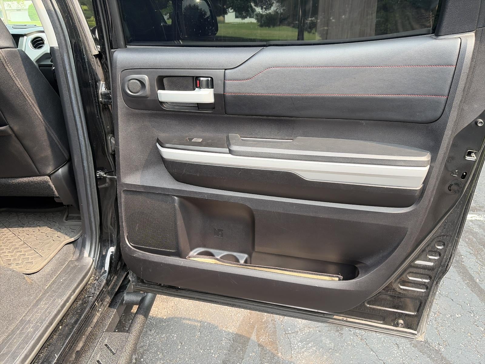 2020 Toyota Tundra 4WD 4WD TRD Pro CrewMax 5.5' Bed 5.7L (Natl)