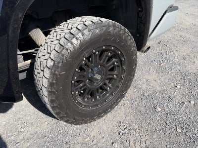 2017 Toyota Tundra 4WD 4WD TRD Pro CrewMax 5.5' Bed 5.7L (Natl)