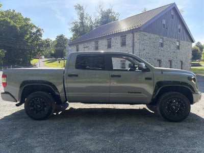 2017 Toyota Tundra 4WD 4WD TRD Pro CrewMax 5.5' Bed 5.7L (Natl)