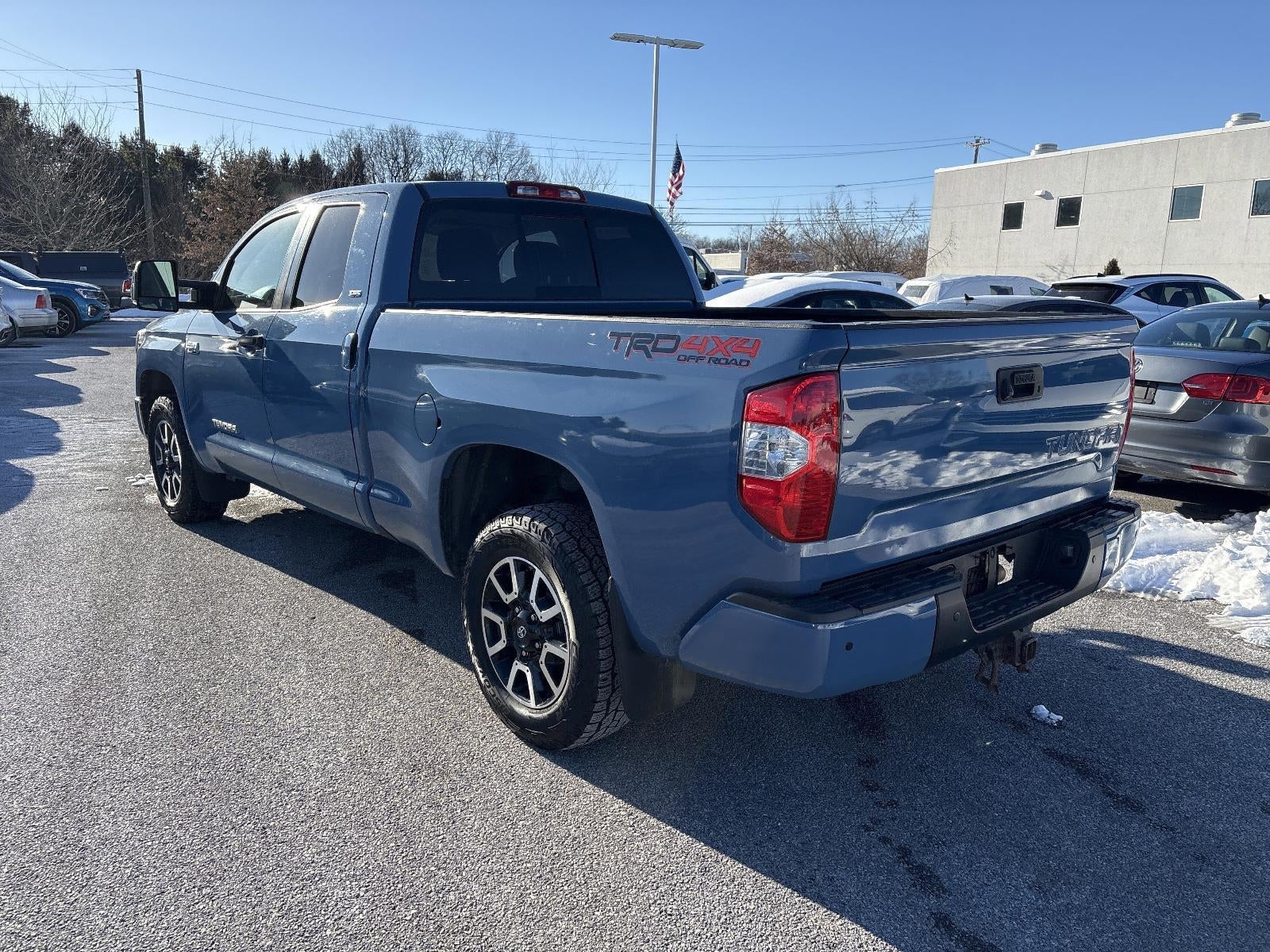 2019 Toyota Tundra 4WD 4WD SR5 Double Cab 6.5' Bed 5.7L (Natl)