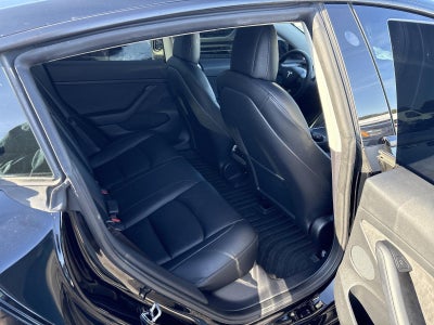 2023 Tesla Model 3 RWD