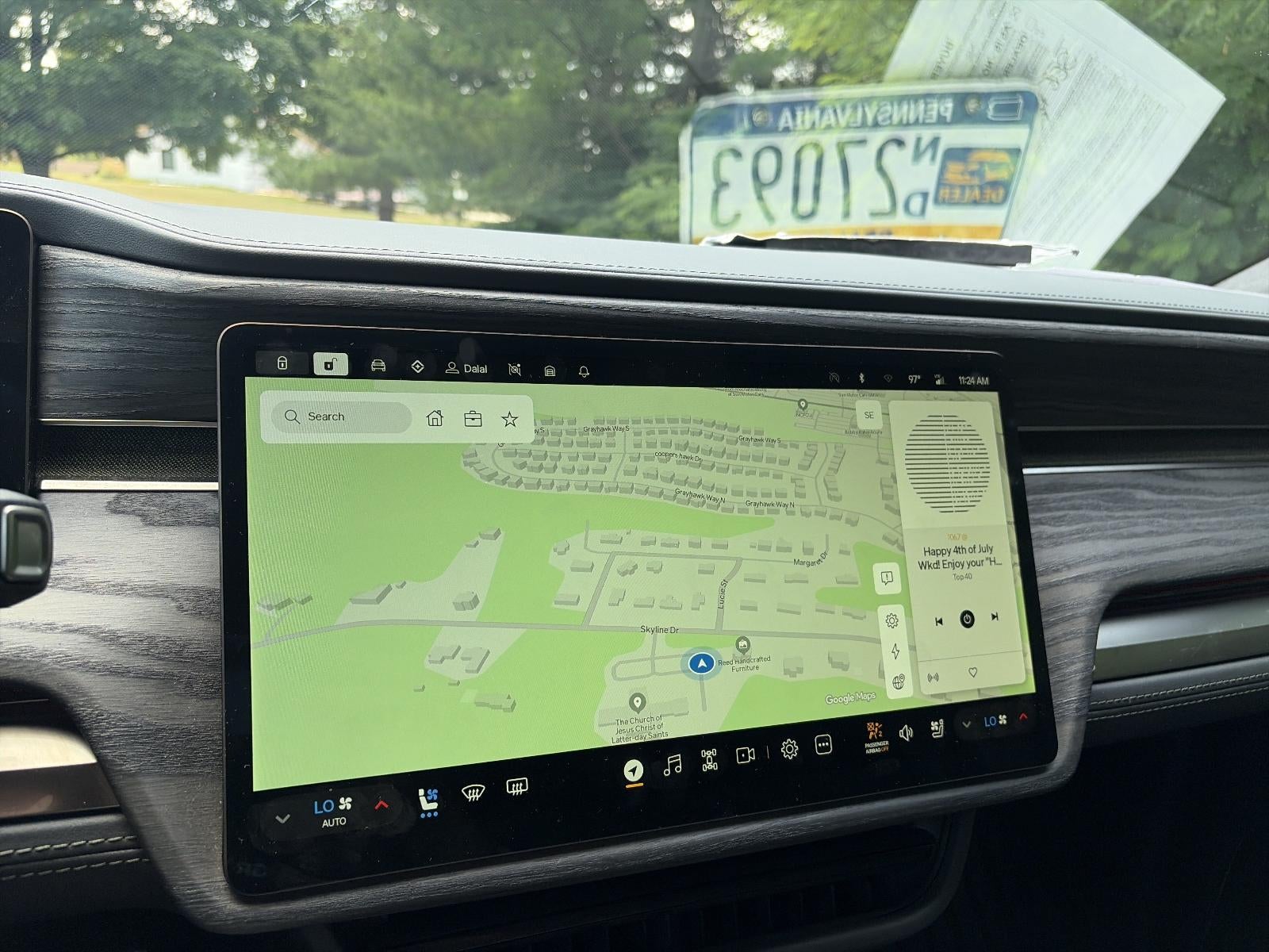 2022 Rivian R1S Launch Edition AWD