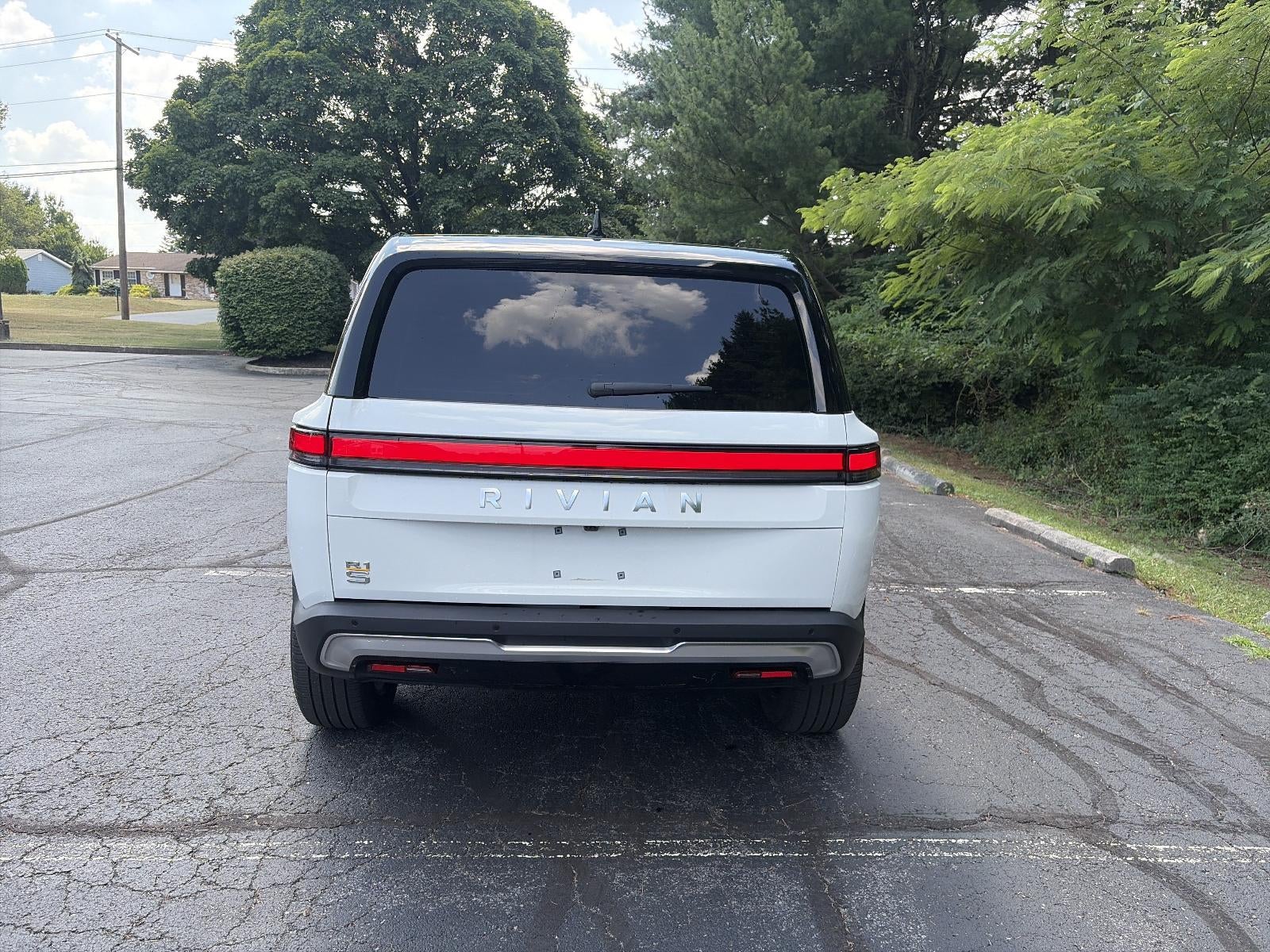 2022 Rivian R1S Launch Edition AWD