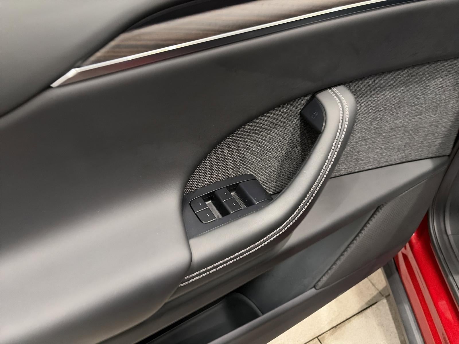 2023 Tesla Model X Standard Range AWD *Ltd Avail*