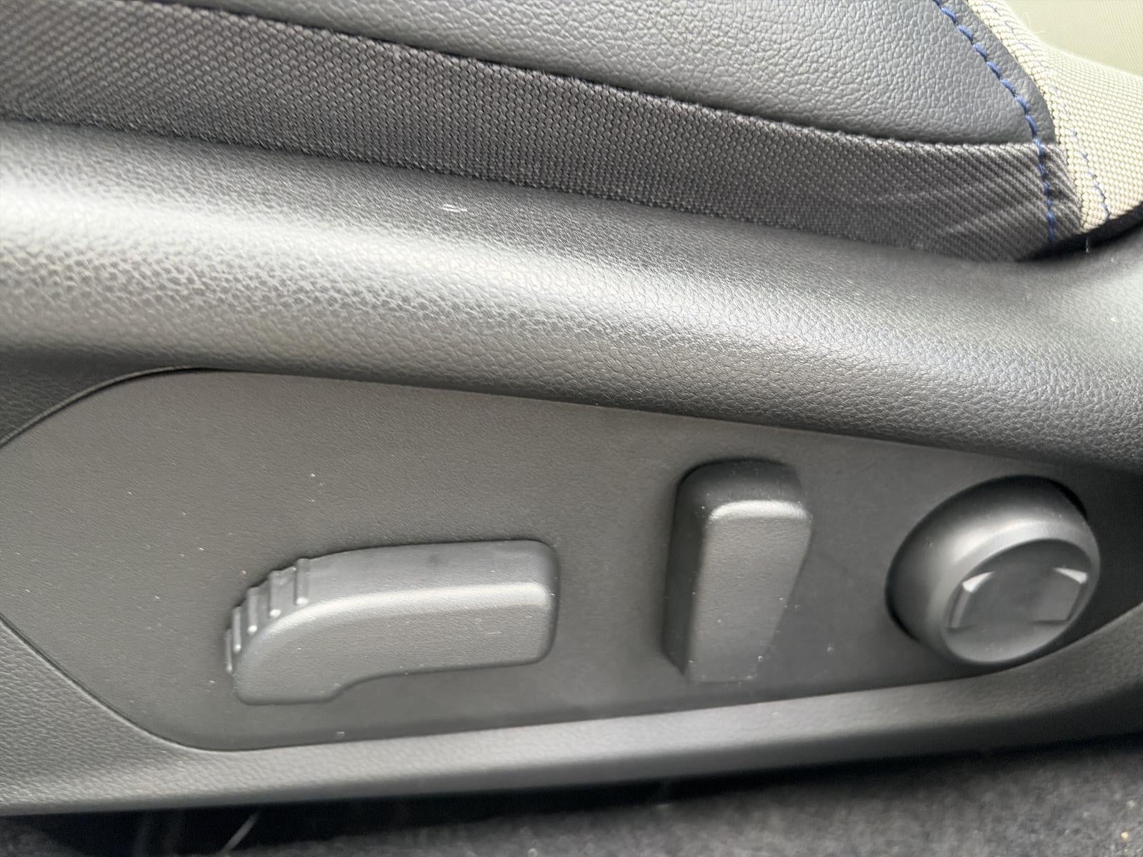2025 Subaru Forester Premium AWD