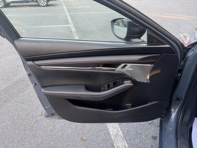 2022 Mazda Mazda3 Hatchback Carbon Edition Auto FWD