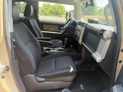 2014 Toyota FJ Cruiser 4WD 4dr Auto (Natl)