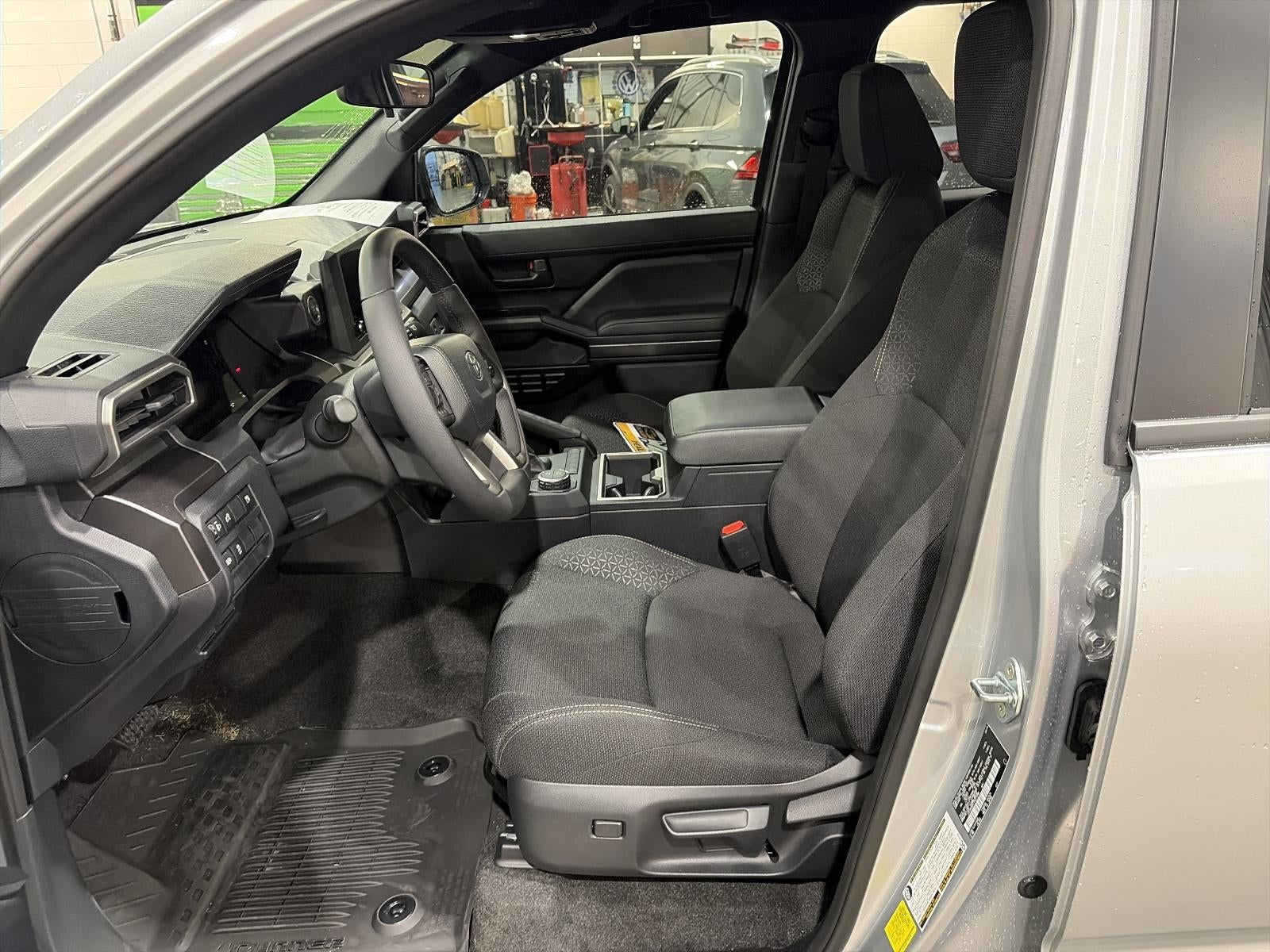 2026 Toyota 4Runner SR5 2WD (Natl)