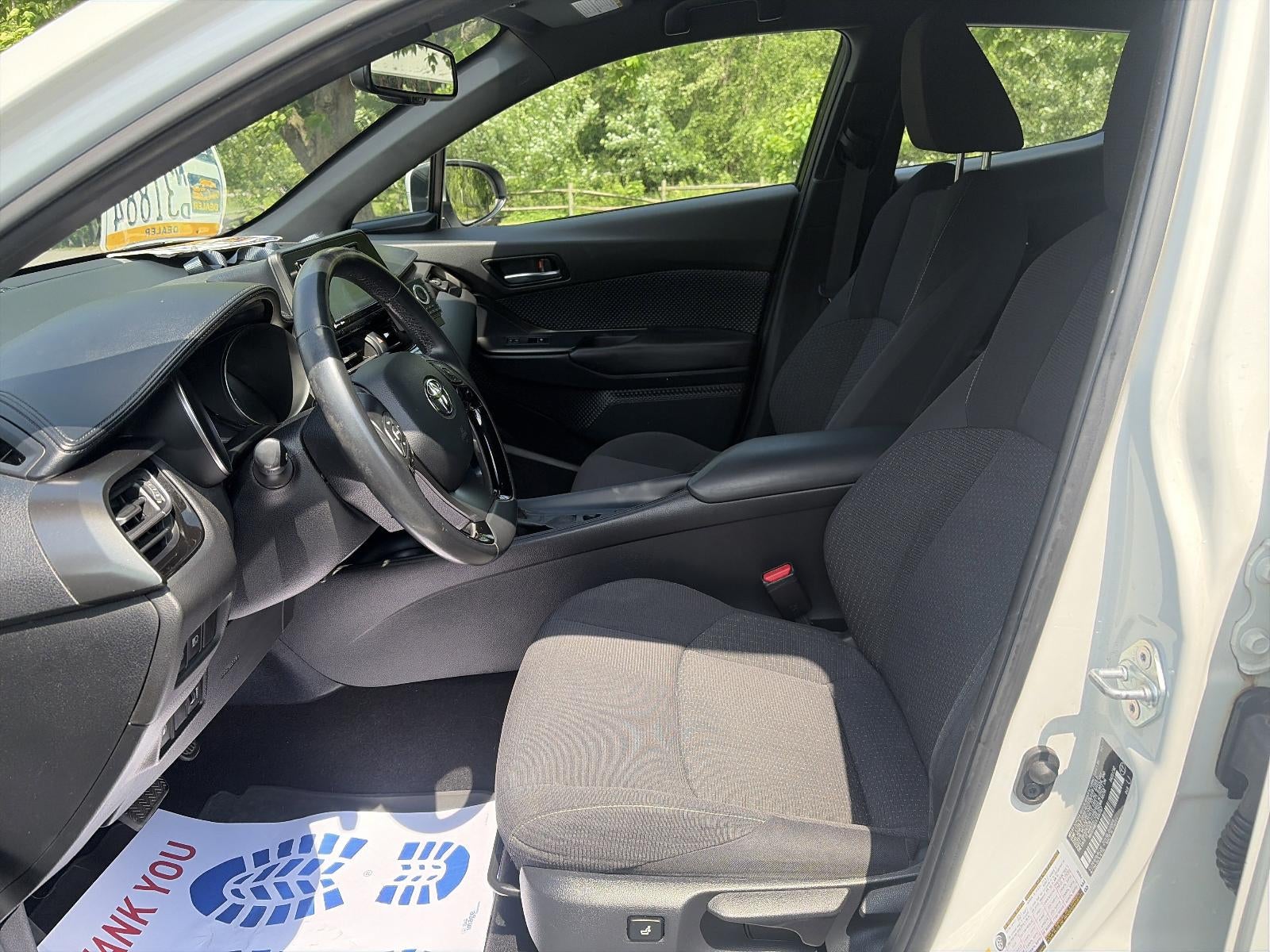2018 Toyota C-HR XLE Premium FWD (Natl)