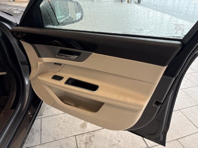 2017 Jaguar XF 35t Prestige AWD