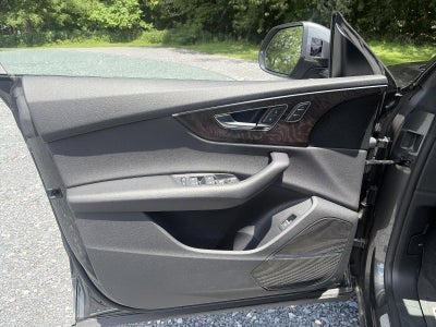 2020 Audi Q8 Premium Plus 55 TFSI quattro