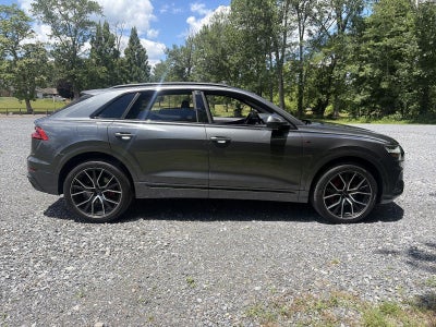 2020 Audi Q8 Premium Plus 55 TFSI quattro