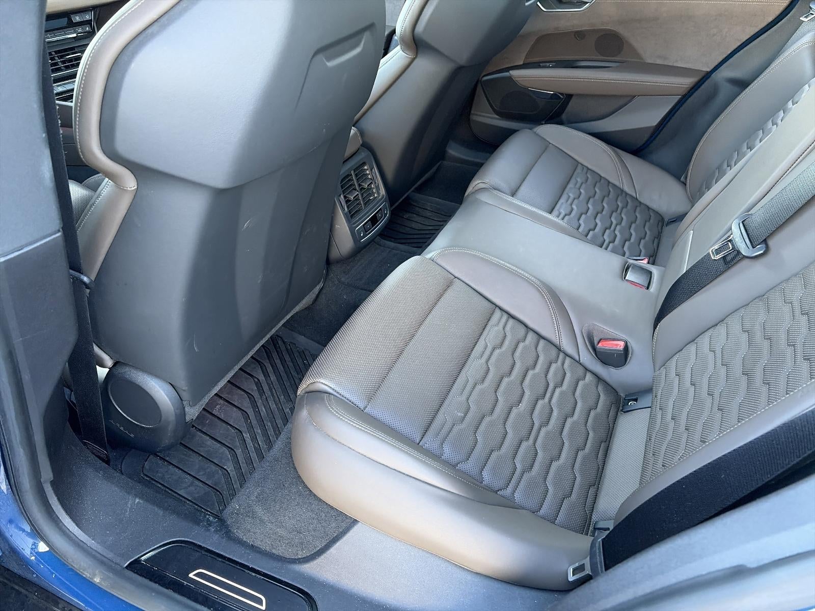 2022 Audi e-tron GT Prestige quattro