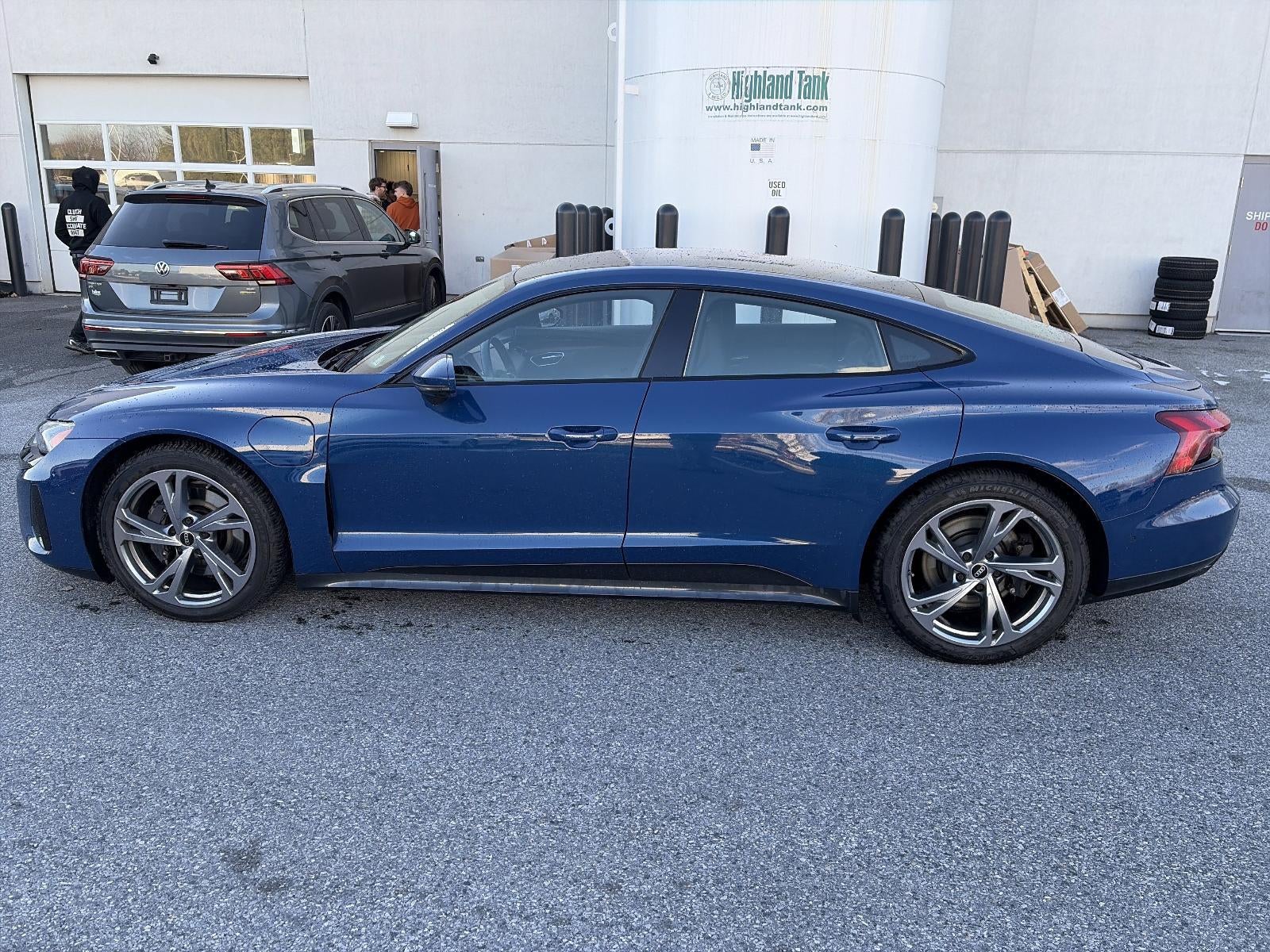 2022 Audi e-tron GT Prestige quattro