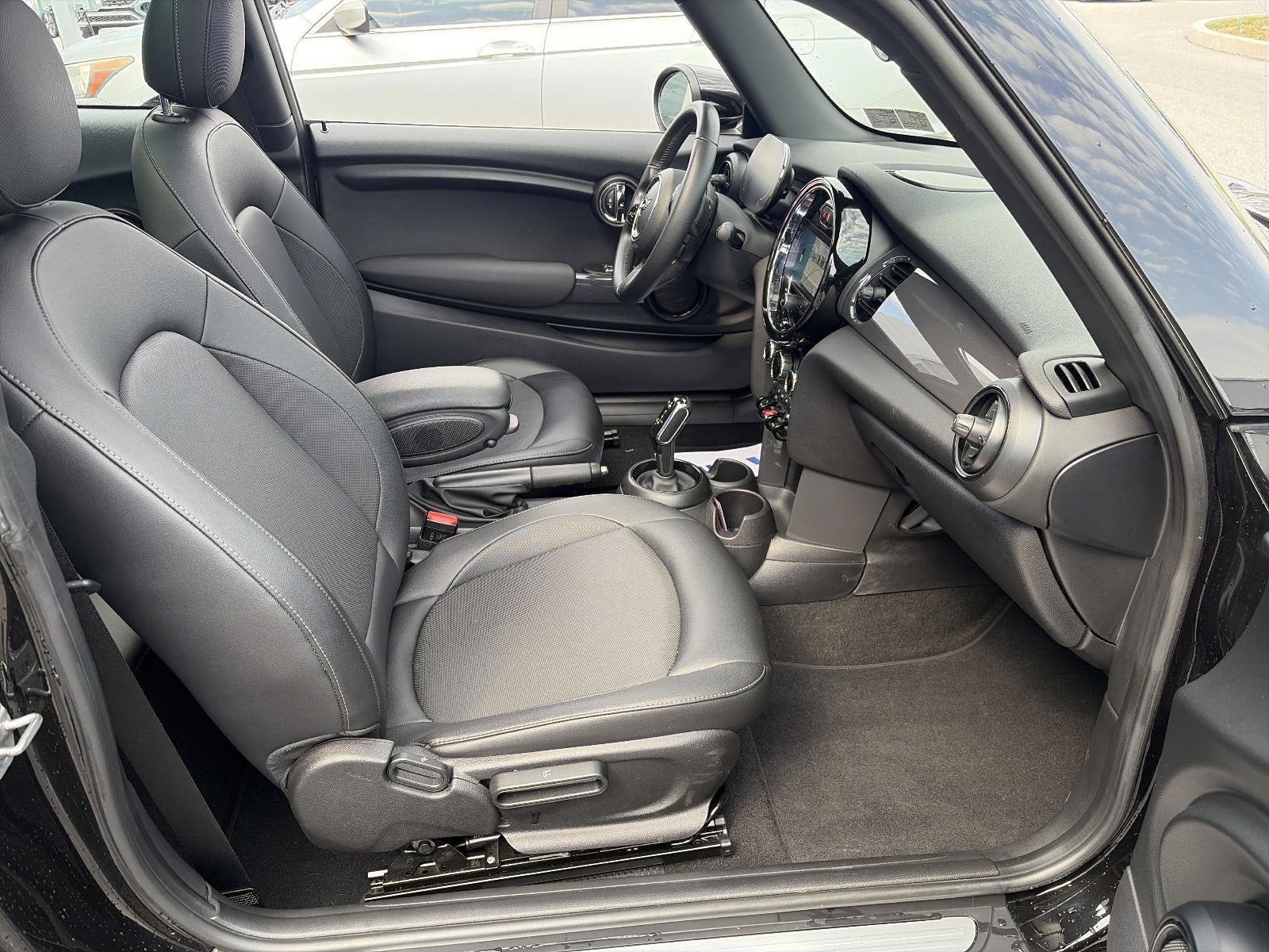 2022 MINI Oxford Edition Hardtop 2 Door Oxford Edition