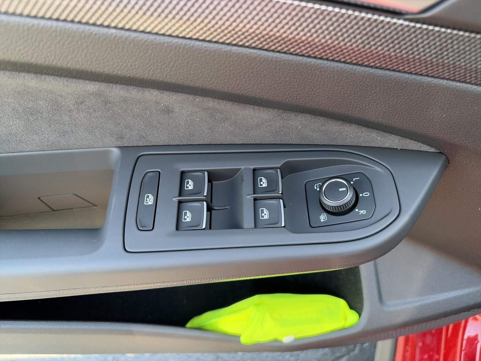 2026 Volkswagen Golf GTI 2.0T SE DSG