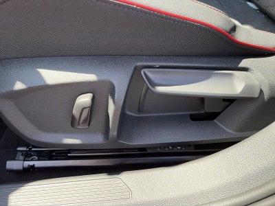 2026 Volkswagen Golf GTI 2.0T SE DSG