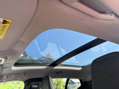 2021 Volvo XC40 T5 AWD Momentum