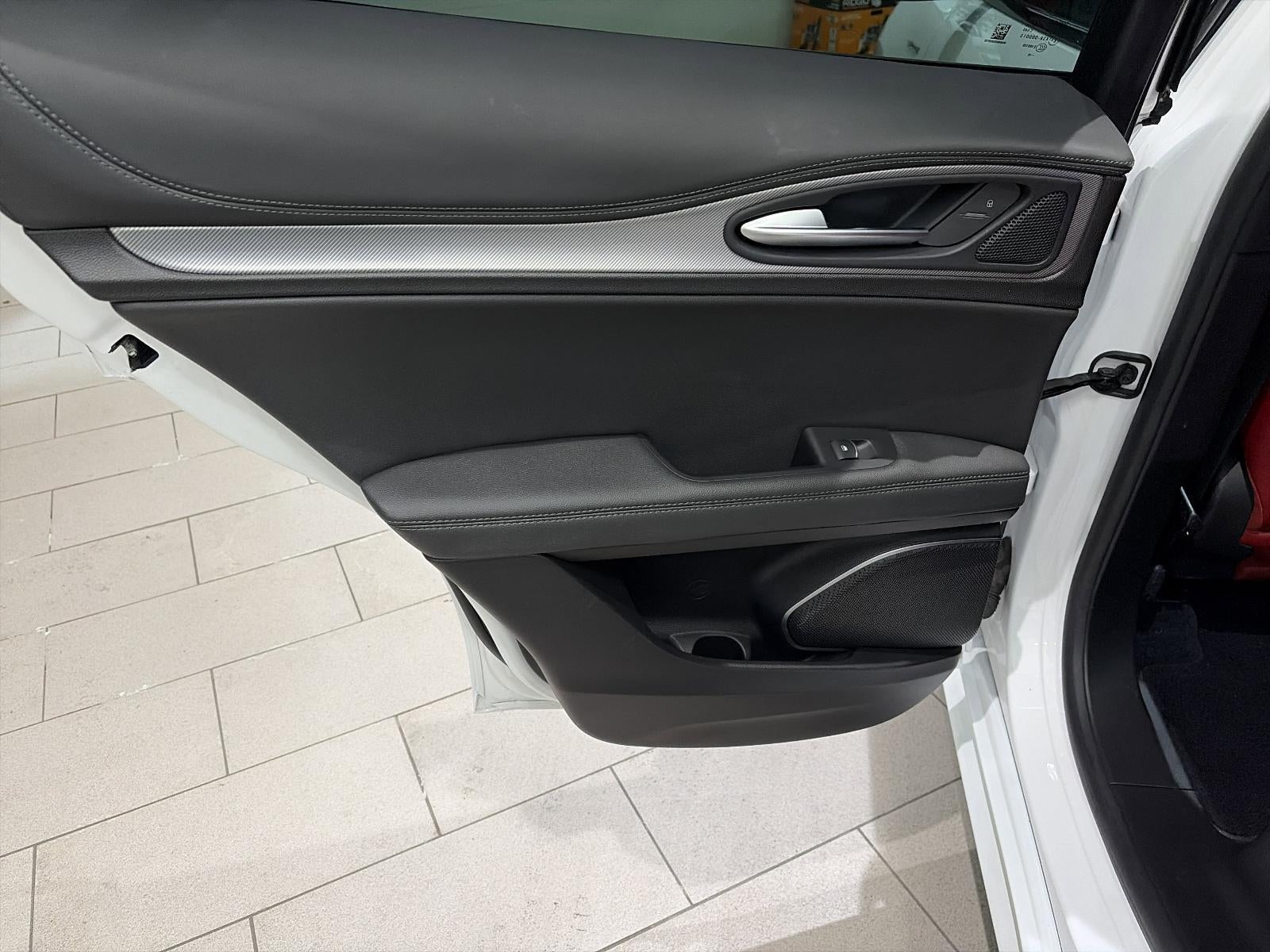 2023 Alfa Romeo Stelvio Veloce AWD