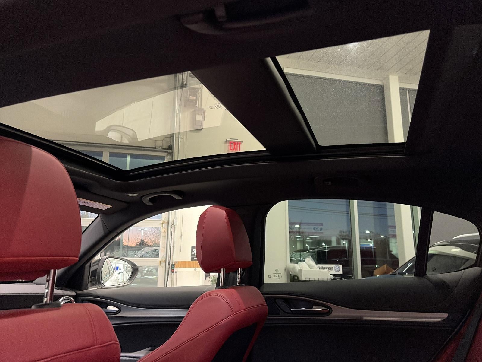 2023 Alfa Romeo Stelvio Veloce AWD