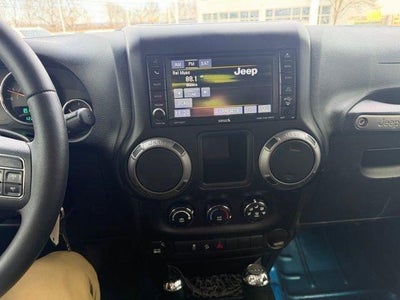 2015 Jeep Wrangler Unlimited 4WD 4dr Sport