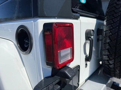 2015 Jeep Wrangler Unlimited 4WD 4dr Sahara