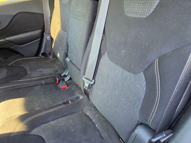 2015 Jeep Cherokee 4WD 4dr Latitude
