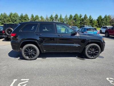 2021 Jeep Grand Cherokee Laredo X 4x4