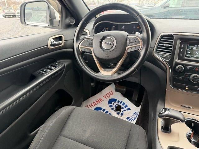 2015 Jeep Grand Cherokee 4WD 4dr Laredo