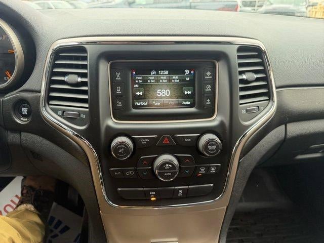 2015 Jeep Grand Cherokee 4WD 4dr Laredo