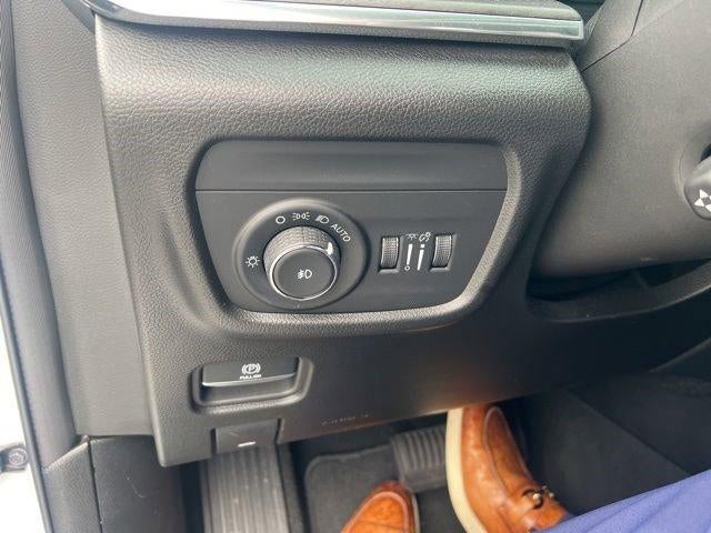 2023 Jeep Grand Cherokee Overland 4x4