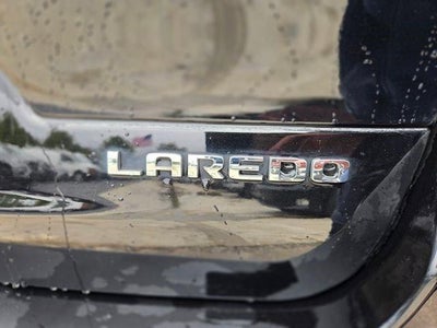 2022 Jeep Grand Cherokee L Laredo 4x4