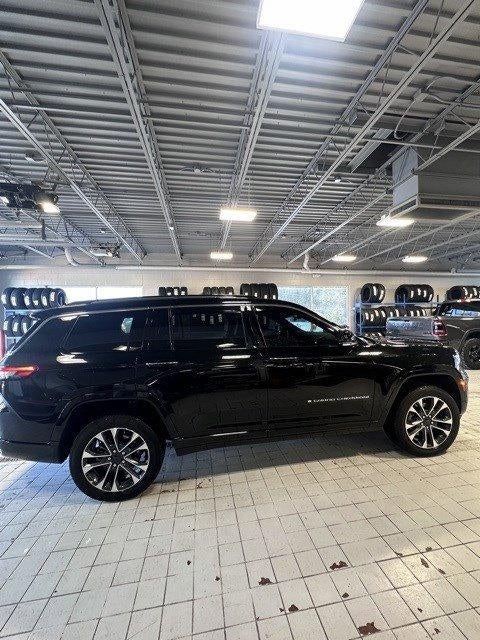 2023 Jeep Grand Cherokee L Overland 4x4