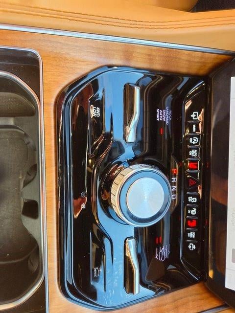 2023 Jeep Grand Wagoneer L Series III 4x4